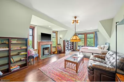 30 N Mountain Ave, Montclair, NJ 07042 - Photo 36