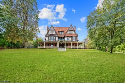 30 N Mountain Ave, Montclair, NJ 07042 - Photo 2