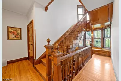30 N Mountain Ave, Montclair, NJ 07042 - Photo 14