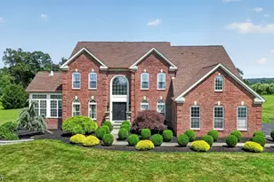 3 Surrey Way, Alexandria Township, NJ 08867 - Photo 2