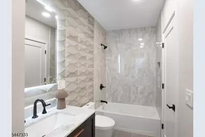 195 N Fullerton Ave #A, Montclair Twp., NJ 07042 - Photo 10