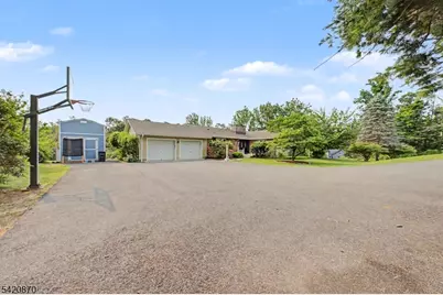 135 W Mountain Rd, Sparta Township, NJ 07871 - Photo 36