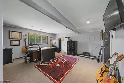 135 W Mountain Rd, Sparta Township, NJ 07871 - Photo 28
