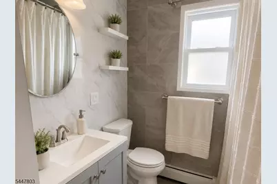 106 Marne St #2, Newark, NJ 07105 - Photo 4