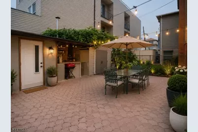 106 Marne St #2, Newark, NJ 07105 - Photo 2