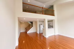 810 Firethorn Dr, Union Township, NJ 07083 - Photo 6