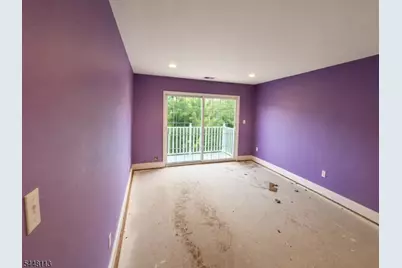 810 Firethorn Dr #E2, Union Township, NJ 07083 - Photo 14