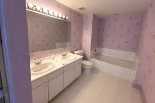 810 Firethorn Dr, Union Township, NJ 07083 - Photo 16