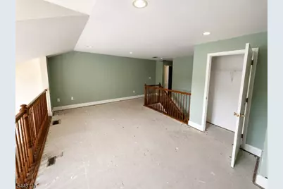 810 Firethorn Dr #E2, Union Township, NJ 07083 - Photo 10