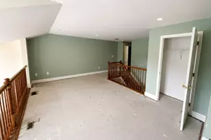 810 Firethorn Dr, Union Township, NJ 07083 - Photo 10