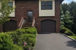 5006 N Oaks Blvd, North Brunswick Township, NJ 08902 - Photo 1