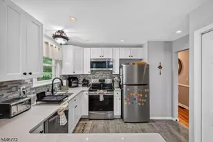 5 Lawrence Dr, Vernon, NJ 07422 - Photo 8