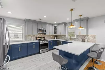 689 Gates Ter, Union Township, NJ 07083 - Photo 14