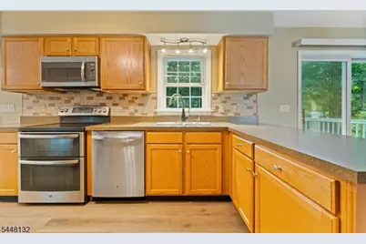 313 Brown Trl, Hopatcong, NJ 07843 - Photo 2