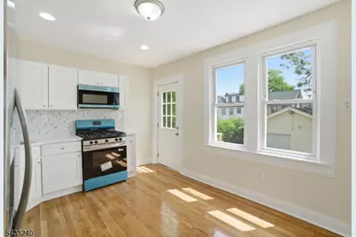 306 Smith St, Newark, NJ 07106 - Photo 14