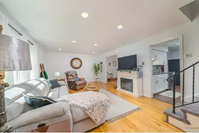 69 Woodland Rd, New Providence, NJ 07974 - Photo 12