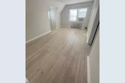 92 Aberdeen Ct, Haledon, NJ 07508 - Photo 10