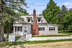 102A N Jefferson Rd, Hanover Township, NJ 07981 - Photo 2