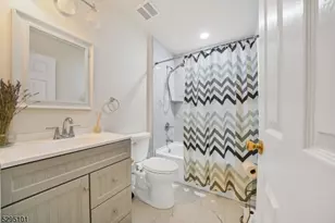 115 Wycombe Pl, Franklin Township, NJ 08873 - Photo 16