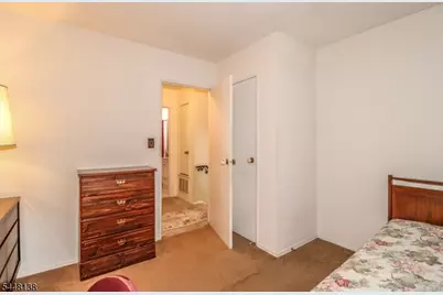 5 Thelma Ct, Woodbridge Township, NJ 07067 - Photo 16