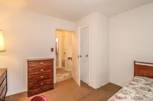 5 Thelma Ct, Woodbridge Township, NJ 07067 - Photo 16