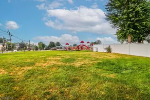 5 Thelma Ct, Woodbridge Township, NJ 07067 - Photo 22