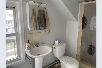 318 E 1st Ave #3, Roselle, NJ 07203 - Photo 6