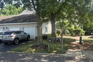 11C Chadwick Ln, Monroe Township, NJ 08831 - Photo 1