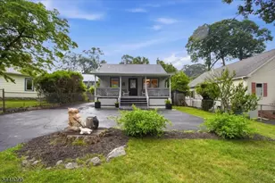 110 Maxim Dr, Hopatcong, NJ 07843 - Photo 42