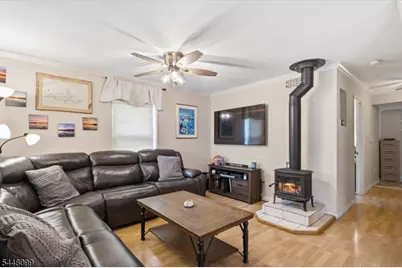 110 Maxim Dr, Hopatcong, NJ 07843 - Photo 10