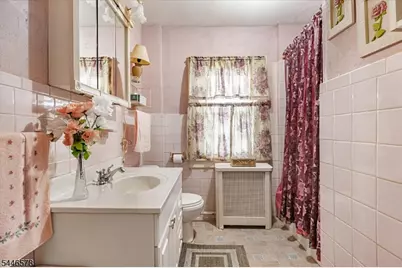 24 Harvard St, Nutley, NJ 07110 - Photo 16