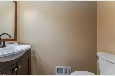 111 Sequoia Ct, Raritan Township, NJ 08822 - Photo 8