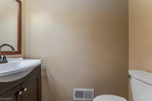 111 Sequoia Ct, Raritan Township, NJ 08822 - Photo 8