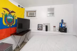 196 S 6th St, Newark, NJ 07103 - Photo 14