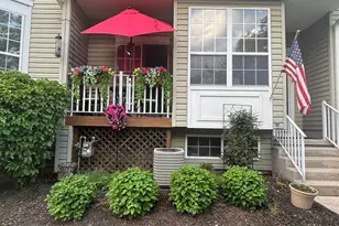 9 Briar Ln, Raritan Township, NJ 08822 - Photo 2