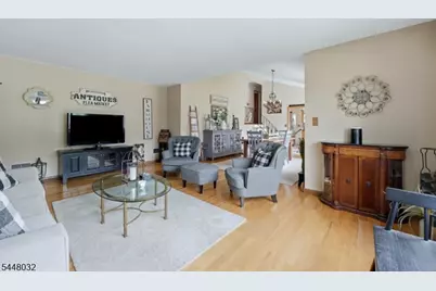 63 Stewart Ave, Little Falls Township, NJ 07424 - Photo 6