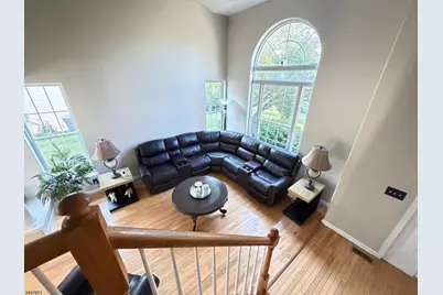 308 Stonehenge Dr, Lopatcong Township, NJ 08865 - Photo 10