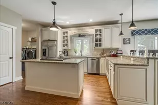 400 Stanhope Rd, Sparta Township, NJ 07871 - Photo 10