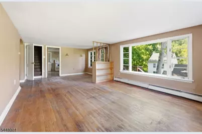 15 Roosevelt Ave, Washington Township, NJ 07865 - Photo 6
