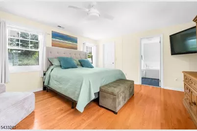9 Mills Ct, Raritan Township, NJ 08822 - Photo 26