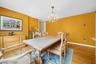 9 Mills Ct, Raritan Township, NJ 08822 - Photo 6