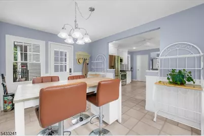 9 Mills Ct, Raritan Township, NJ 08822 - Photo 12