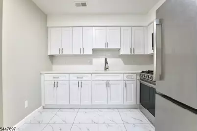 452 Marshall St #2, Elizabeth, NJ 07206 - Photo 4