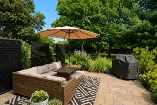 273 Abbey Dr, Franklin Township, NJ 08873 - Photo 14