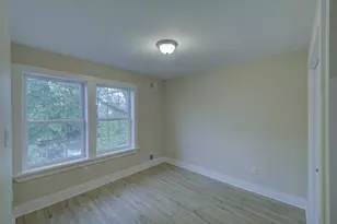 8 Travers Ave, Edison Twp., NJ 08817 - Photo 10