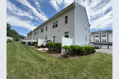 502 Parkview Ln, Rockaway Township, NJ 07866 - Photo 14