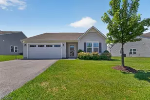 101 Mountain View Ln, Mansfield Township, NJ 07865 - Photo 1