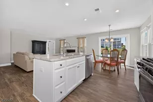 101 Mountain View Ln, Mansfield Township, NJ 07865 - Photo 12