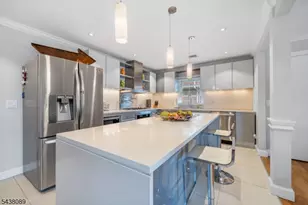 45 Grunwald St, Clifton, NJ 07013 - Photo 12