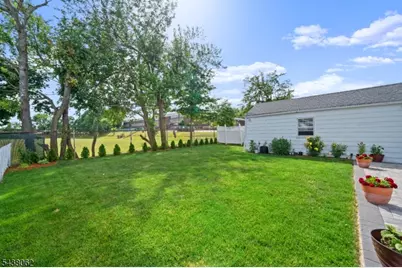 119 Rock Hill Rd, Clifton, NJ 07013 - Photo 22